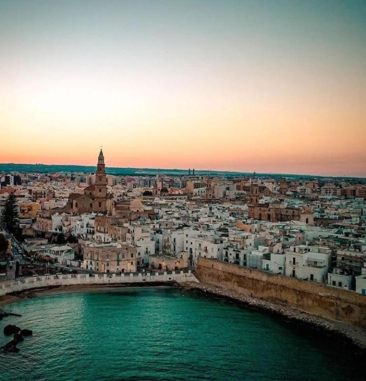 Apartamento Route 64 Monopoli - East - Historic Center Exterior foto